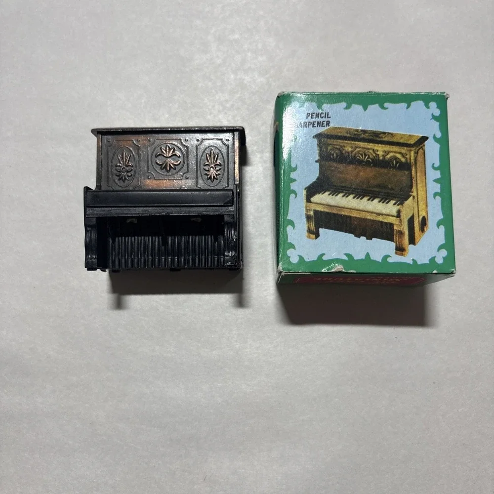 Vintage Bronze Die-Cast Piano Mini Pencil Sharpener #8782 /w Box EUC